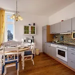 Haus Uebersee Fidji Lubeck