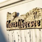 Haus Uebersee Fidji Lubeck
