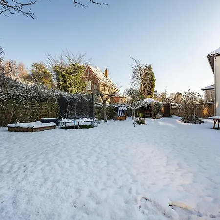 Haus Uebersee Fidji Lubeck