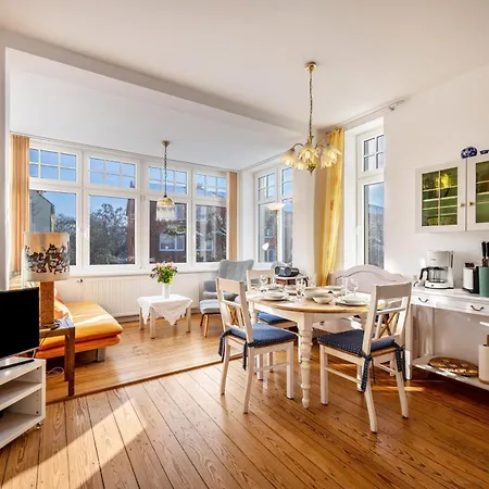 Apartament Haus Uebersee Fidji *