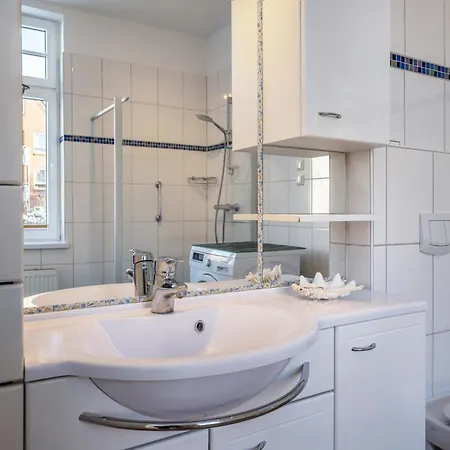Haus Uebersee Fidji Apartament